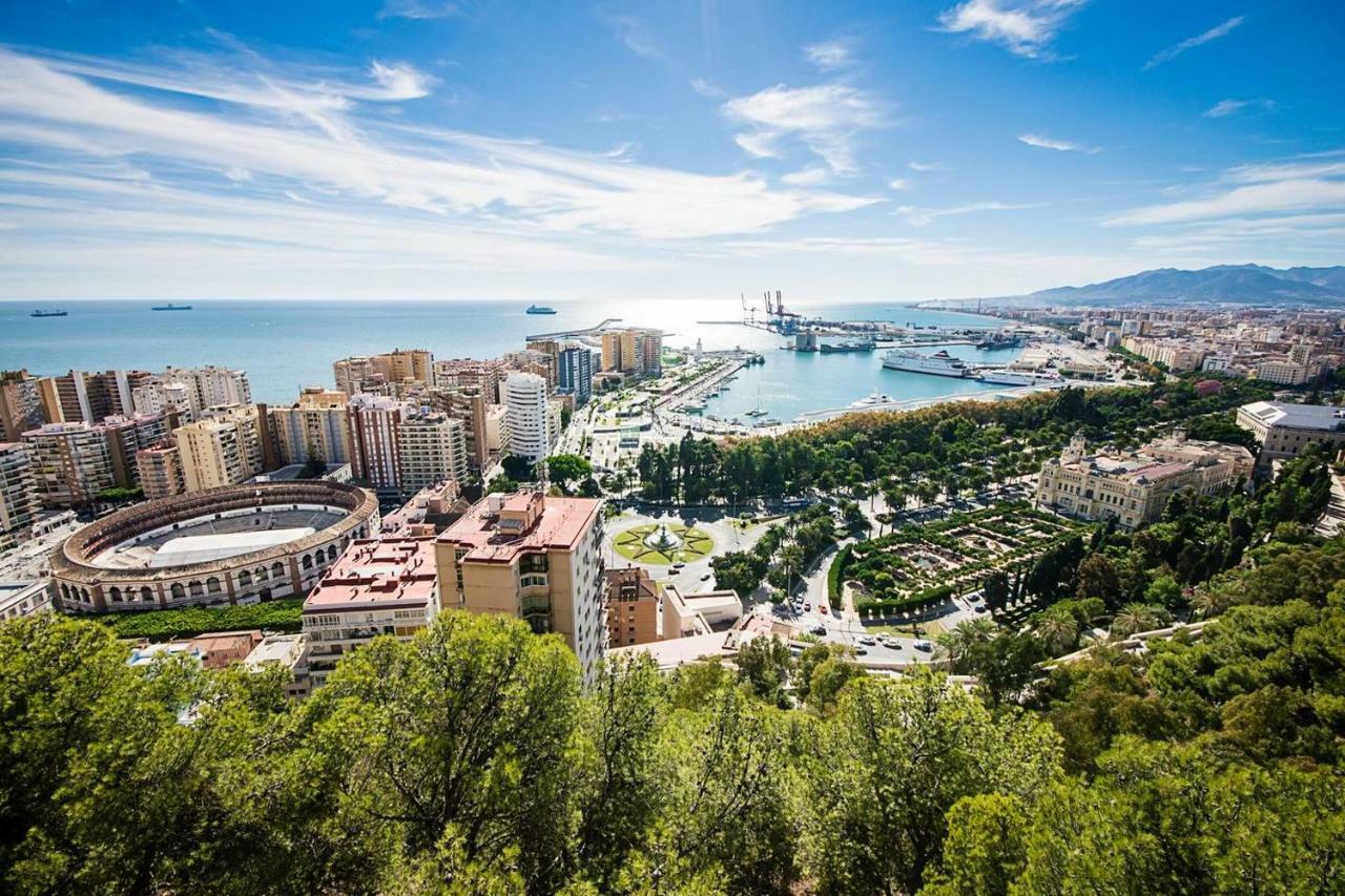 Malaga Beach Apartment Exterior photo